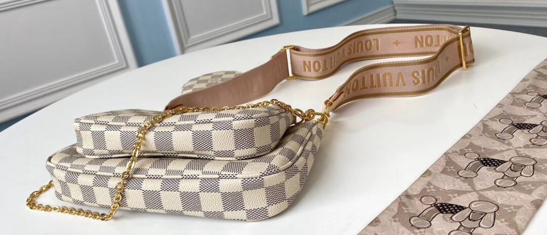 Loft Office With Vintage Decor For Creative Working